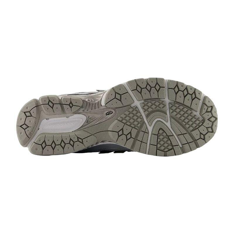 sneaker Adulto unisex New Balance Multiplo 4/5