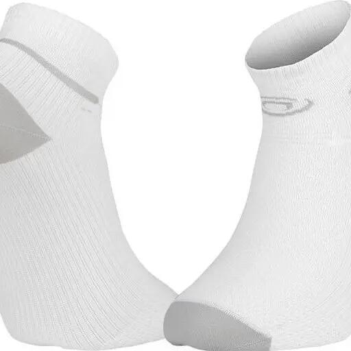 WHITE / GREY