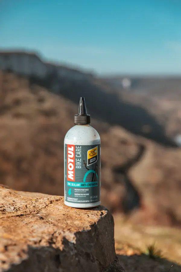 Motul Bike Care Sellador de Neumáticos Tubeless 500ml 2/2