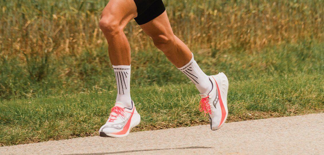 Calcetines Compressport Aero Blanco/Rojo 3/3