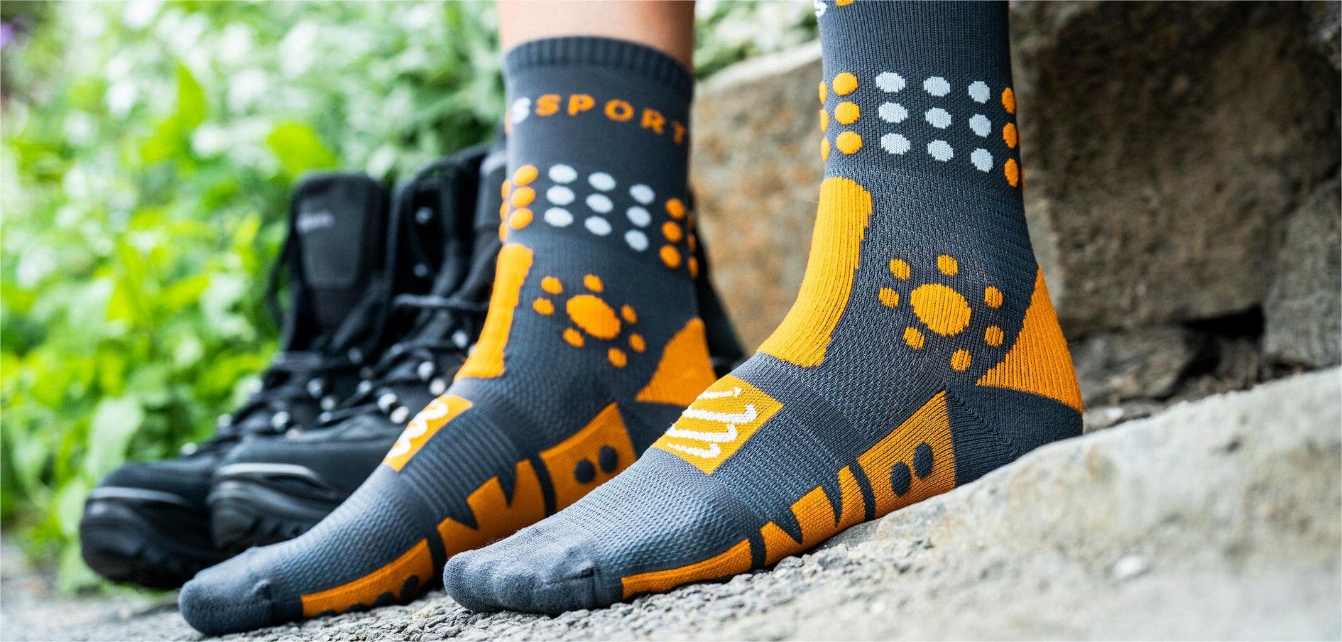 Compressport Trekking Socks Grau/Orange 5/5