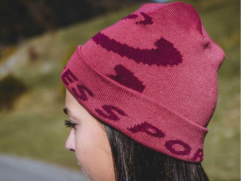 Compressport Gorro Casual Rosa 5/5