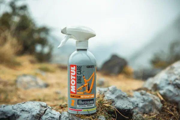 Motul Clean Off Road Frame Cleaner 500 mL 2/2