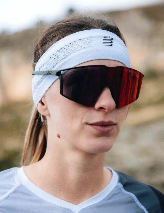 Cinta Compressport Thin On/Off Blanca 4/4