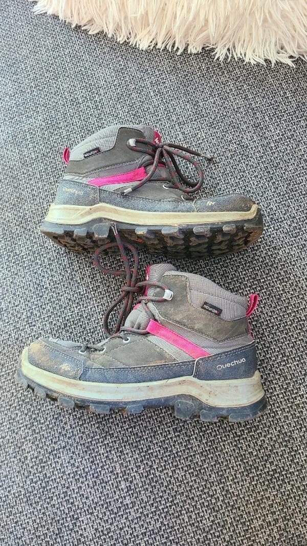 Entre Particuliers - Bottines de marche decathlon gris rose T35 4/7