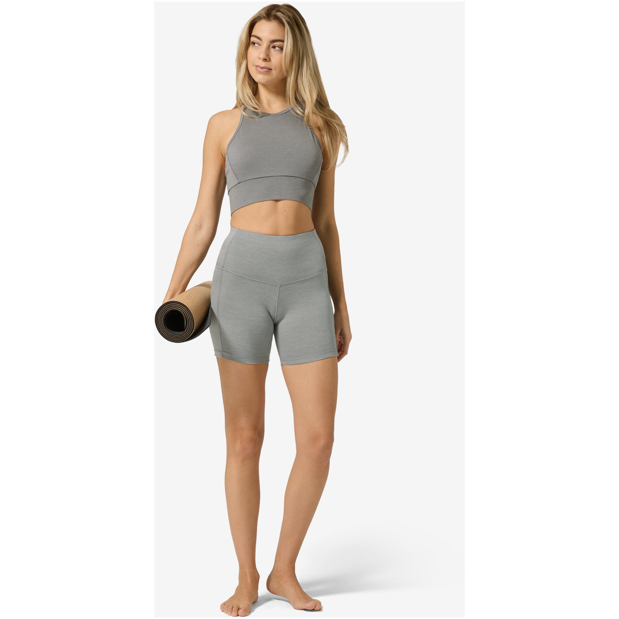 Short femme super.natural Liquid Flow 2/5