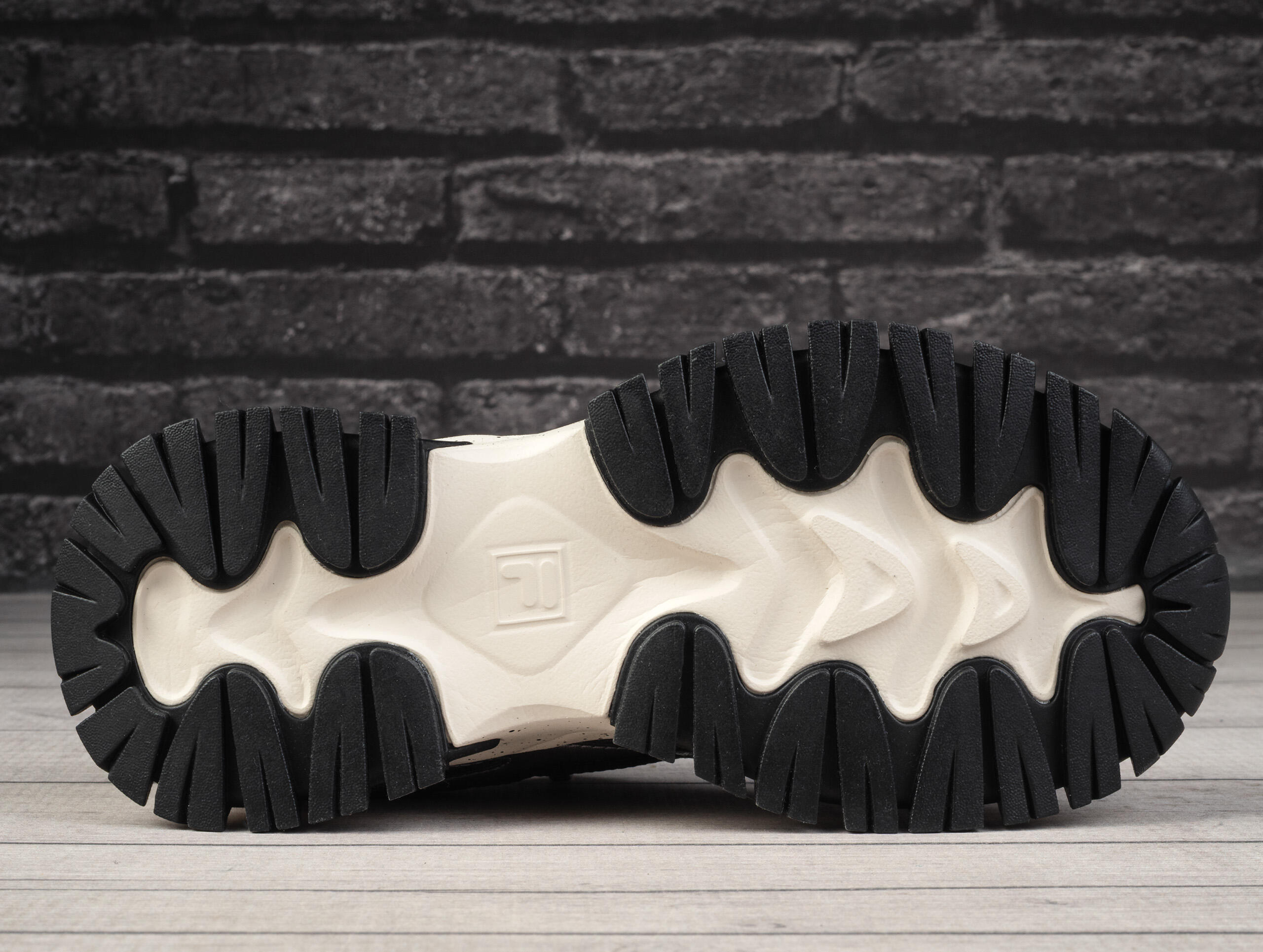 Buty damskie sportowe Fila RAY TRACER TR2 WMN 5/6