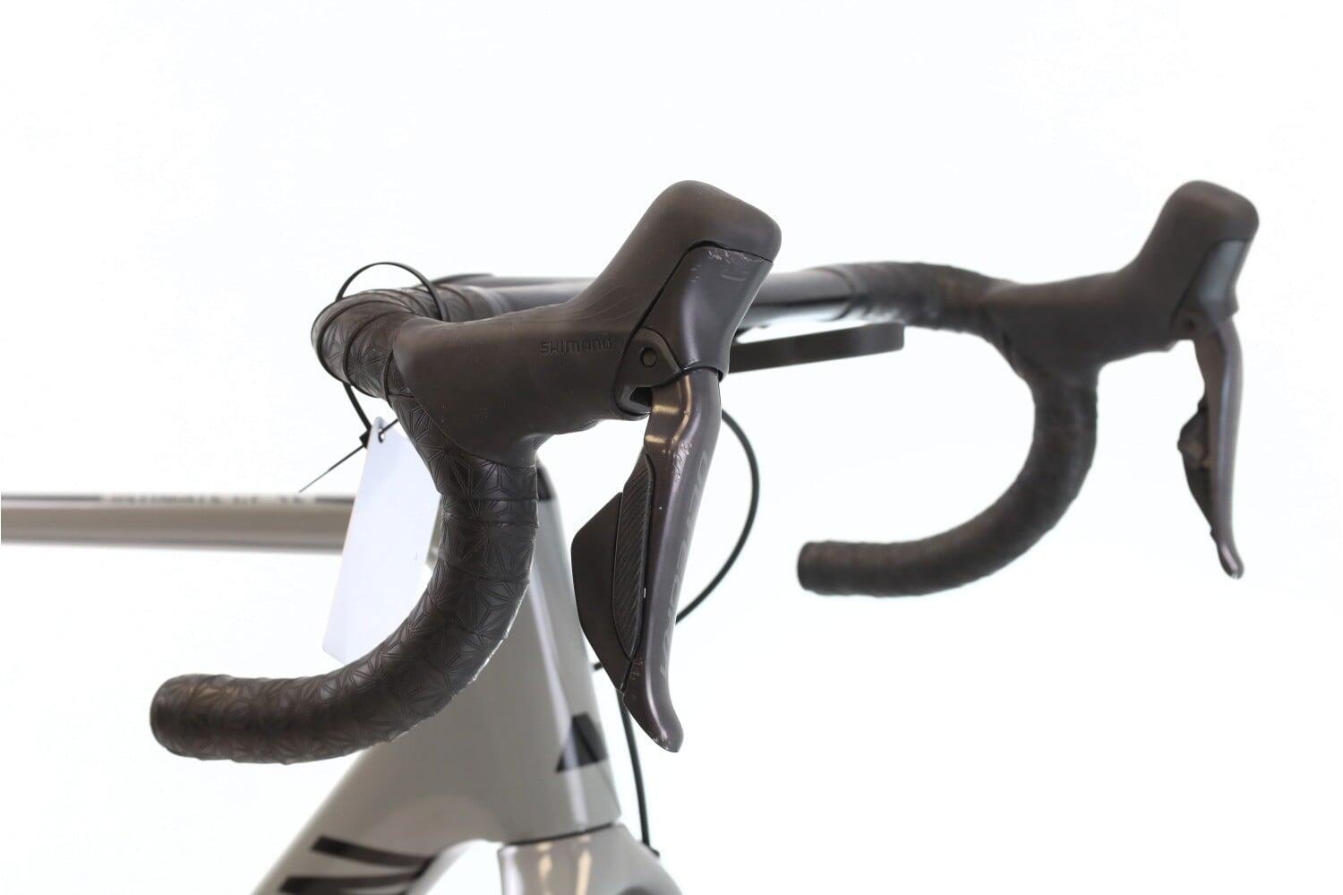 Bici strada ricondizionata ·  Ultimate CF SL 8 Disc Di2 12V · Ottimo stato 6/8