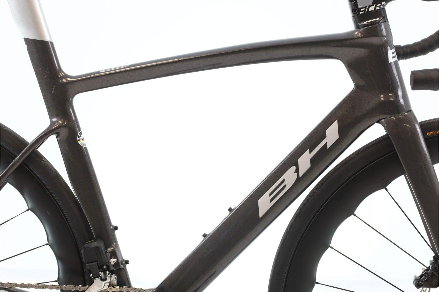 Refurbished road bike ·  G8 Disc Di2 12V · Good condition 2/7