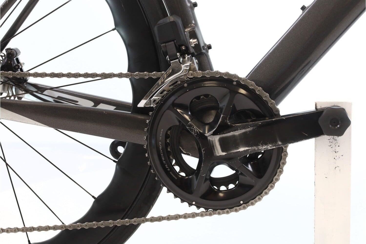 Refurbished road bike ·  G8 Disc Di2 12V · Good condition 4/7