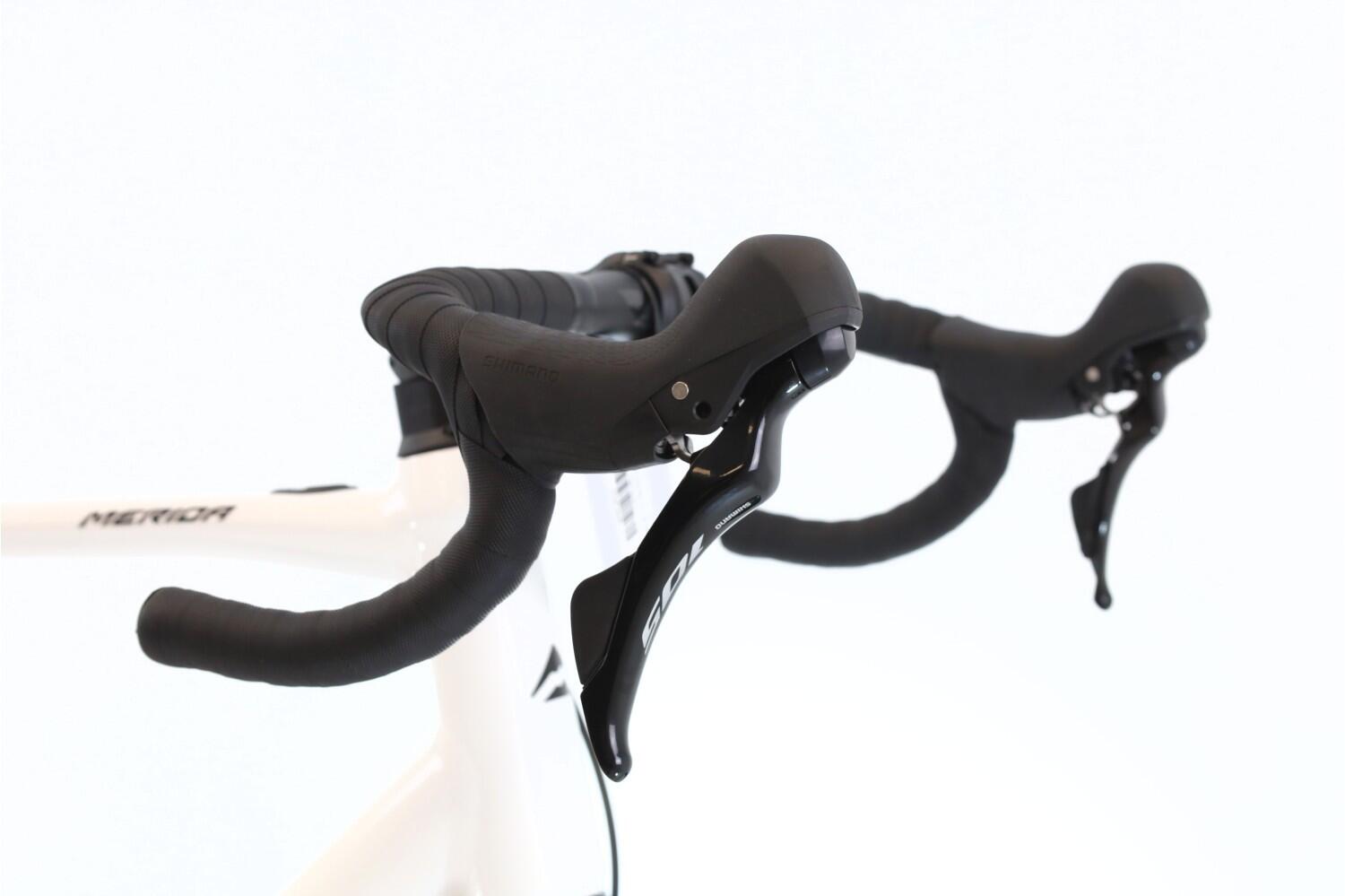 Ebike da strada ricondizionata ·  eScultura 400 6/8