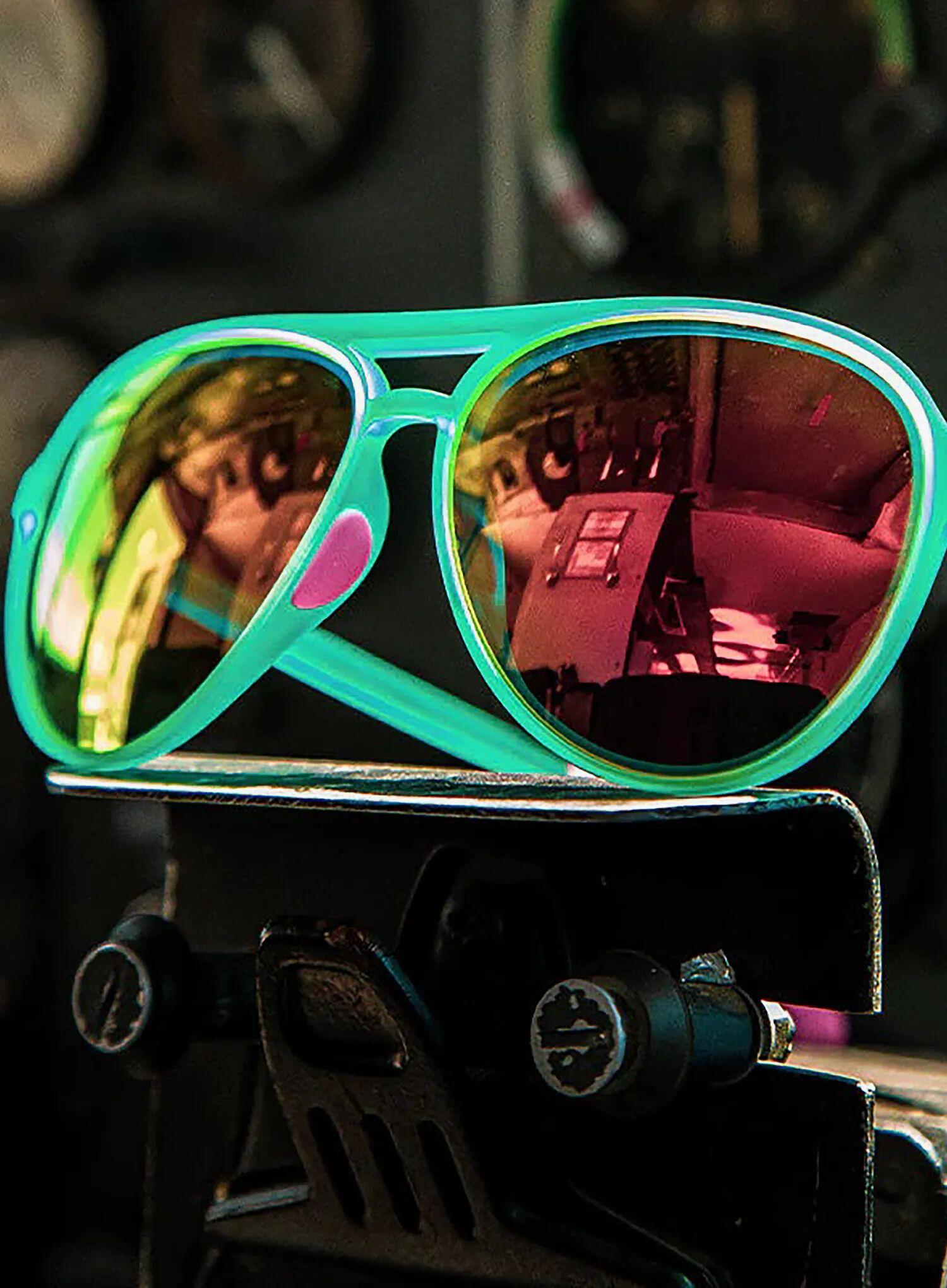 Okulary polaryzacyjne goodr Mach G - kitty hawkers' ray blockers 2 4/5