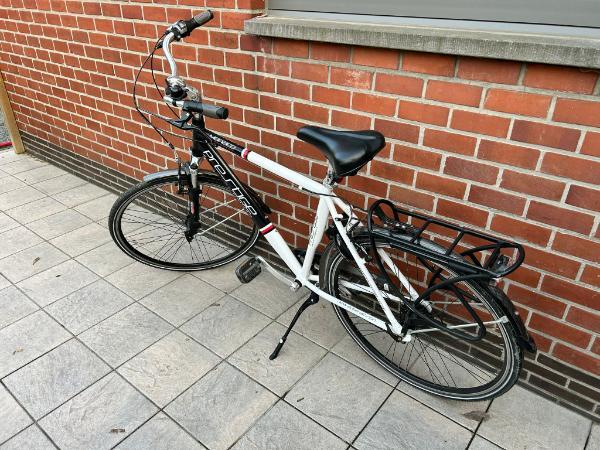 Entre Particuliers - Vélo Prestige pour homme en très bon état 2/5