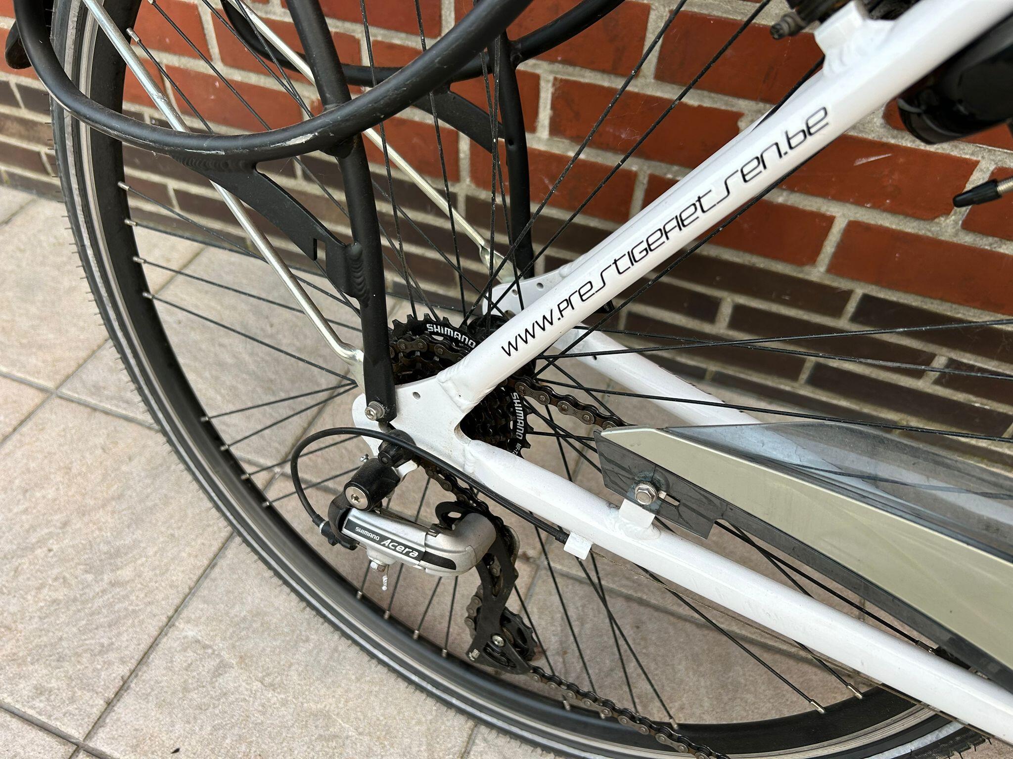 Entre Particuliers - Vélo Prestige pour homme en très bon état 4/5