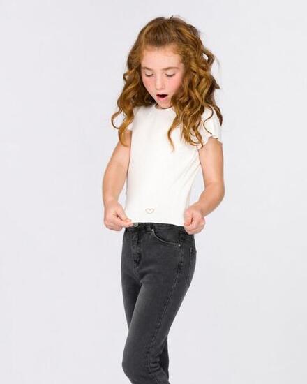 Camiseta niña crudo corazón dorado