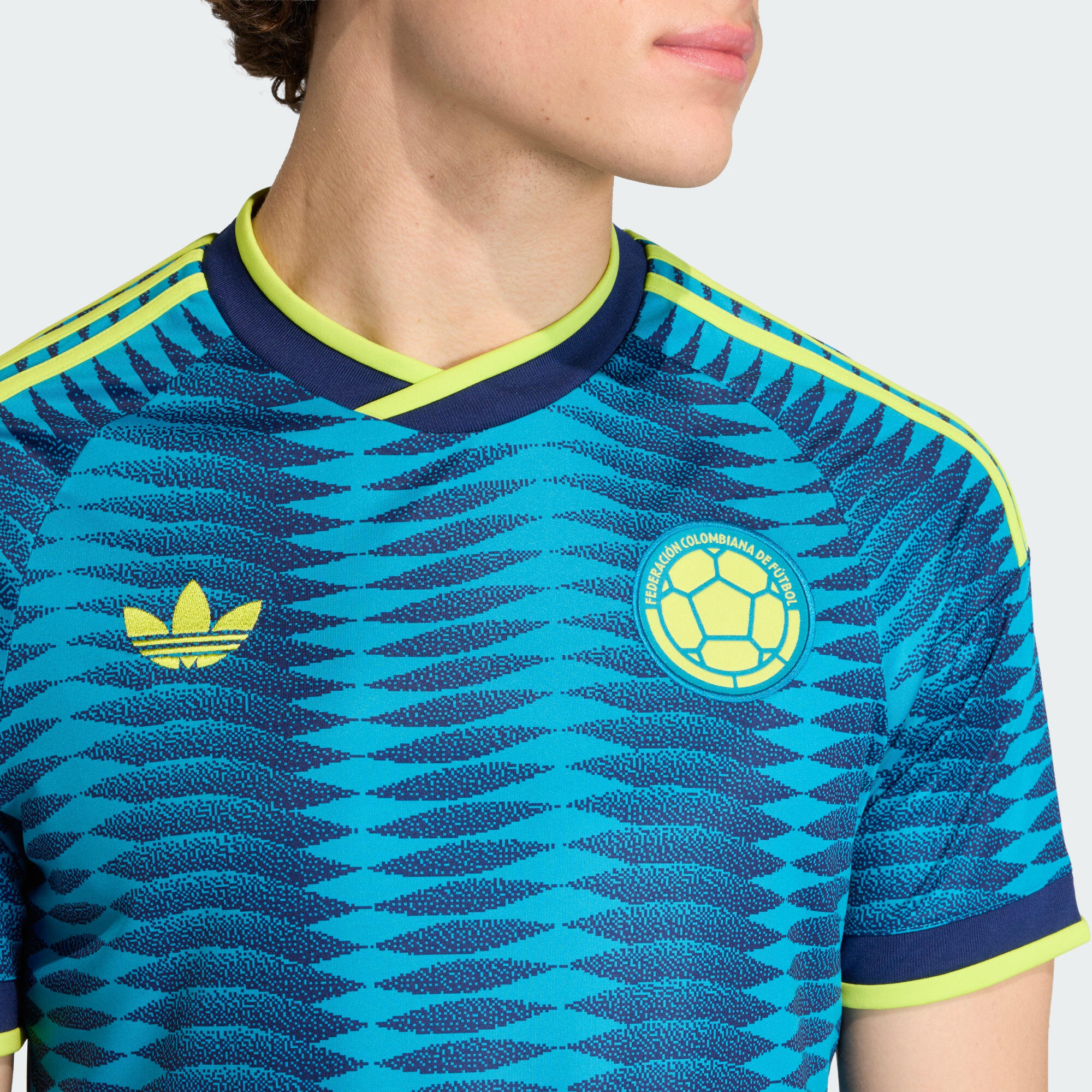 Colombia 26 Away Jersey 6/8