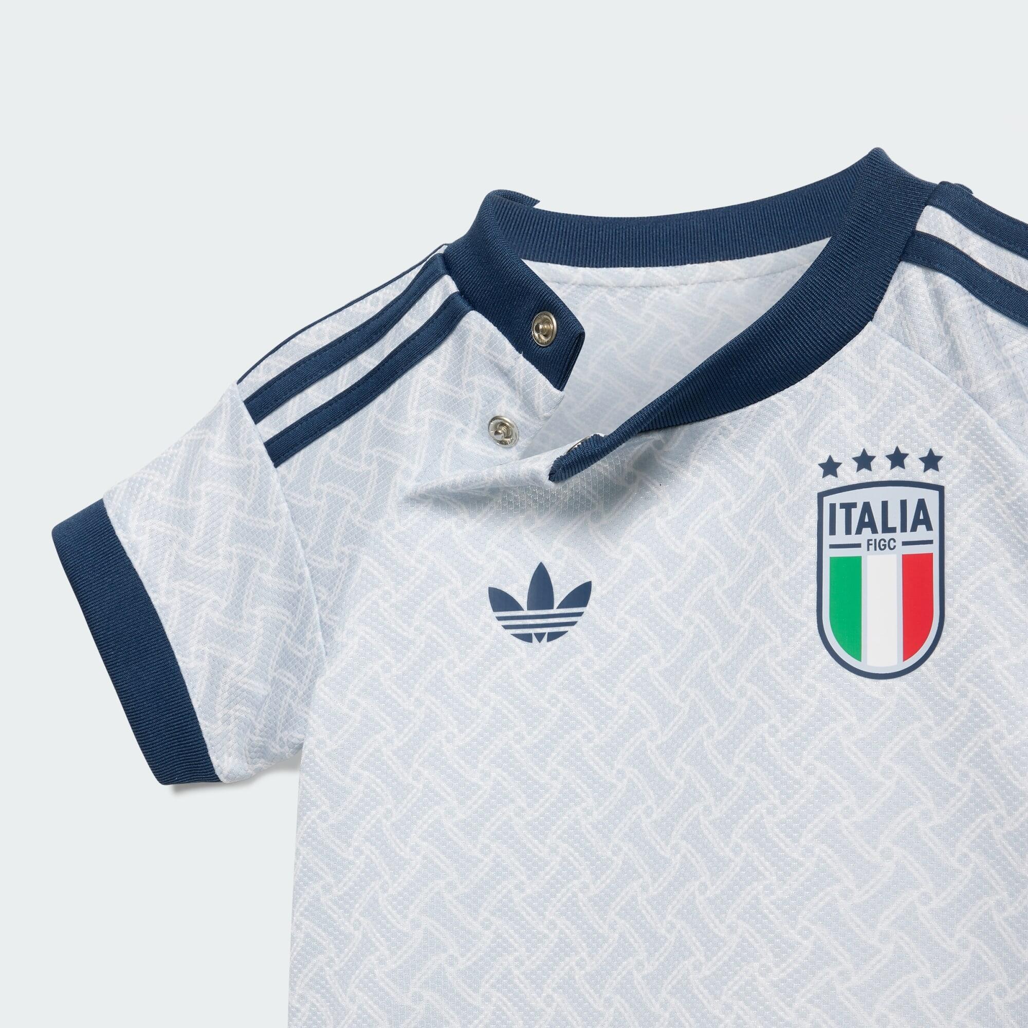 Italië 26 Uittenue Baby 3/7