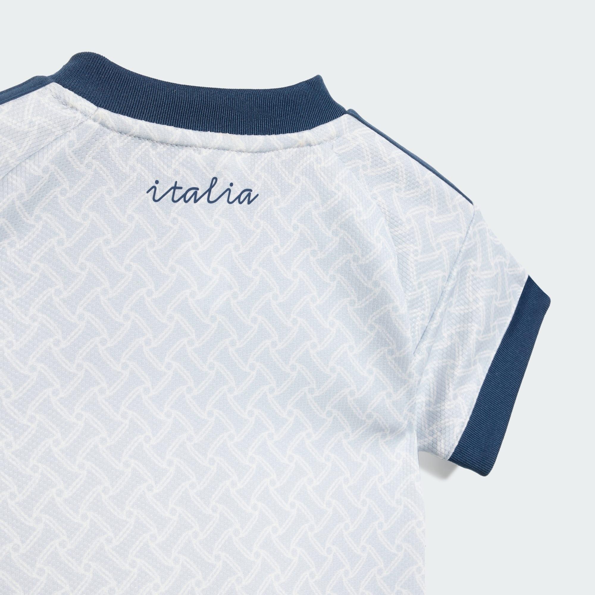 Italië 26 Uittenue Baby 5/7