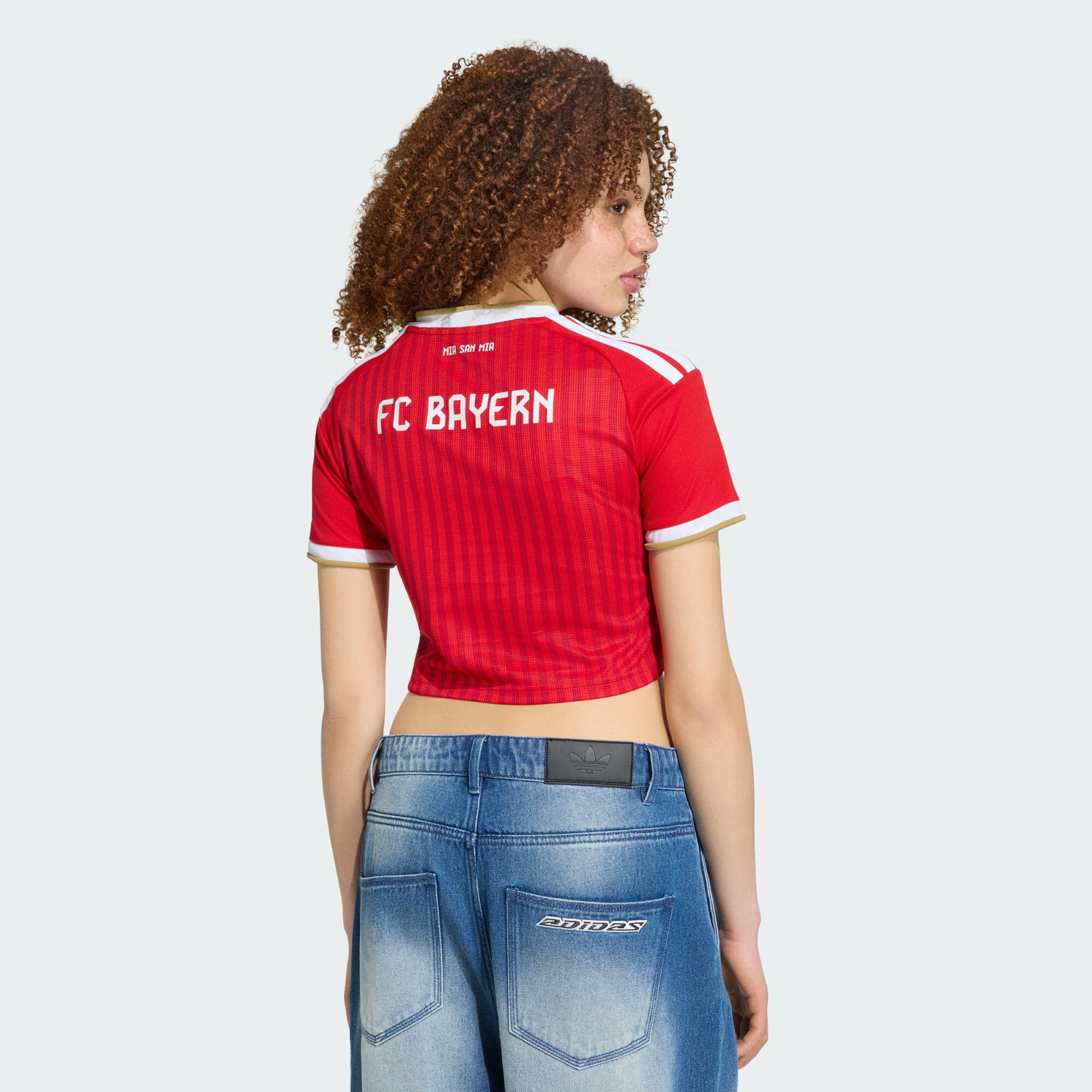 FC Bayern München 26/27 Heimtrikot, kürzer geschnitten 4/7