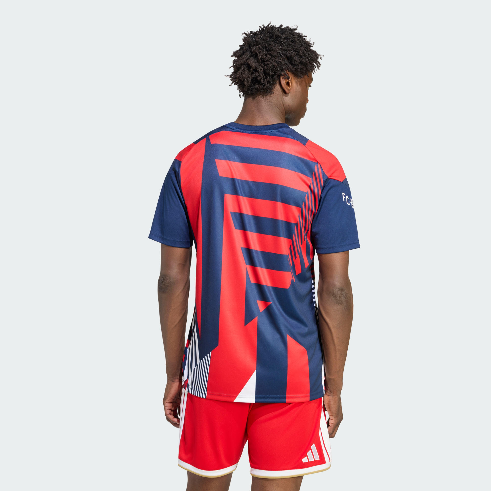 Maillot Pré-match FC Bayern Munich 2026/27 4/7