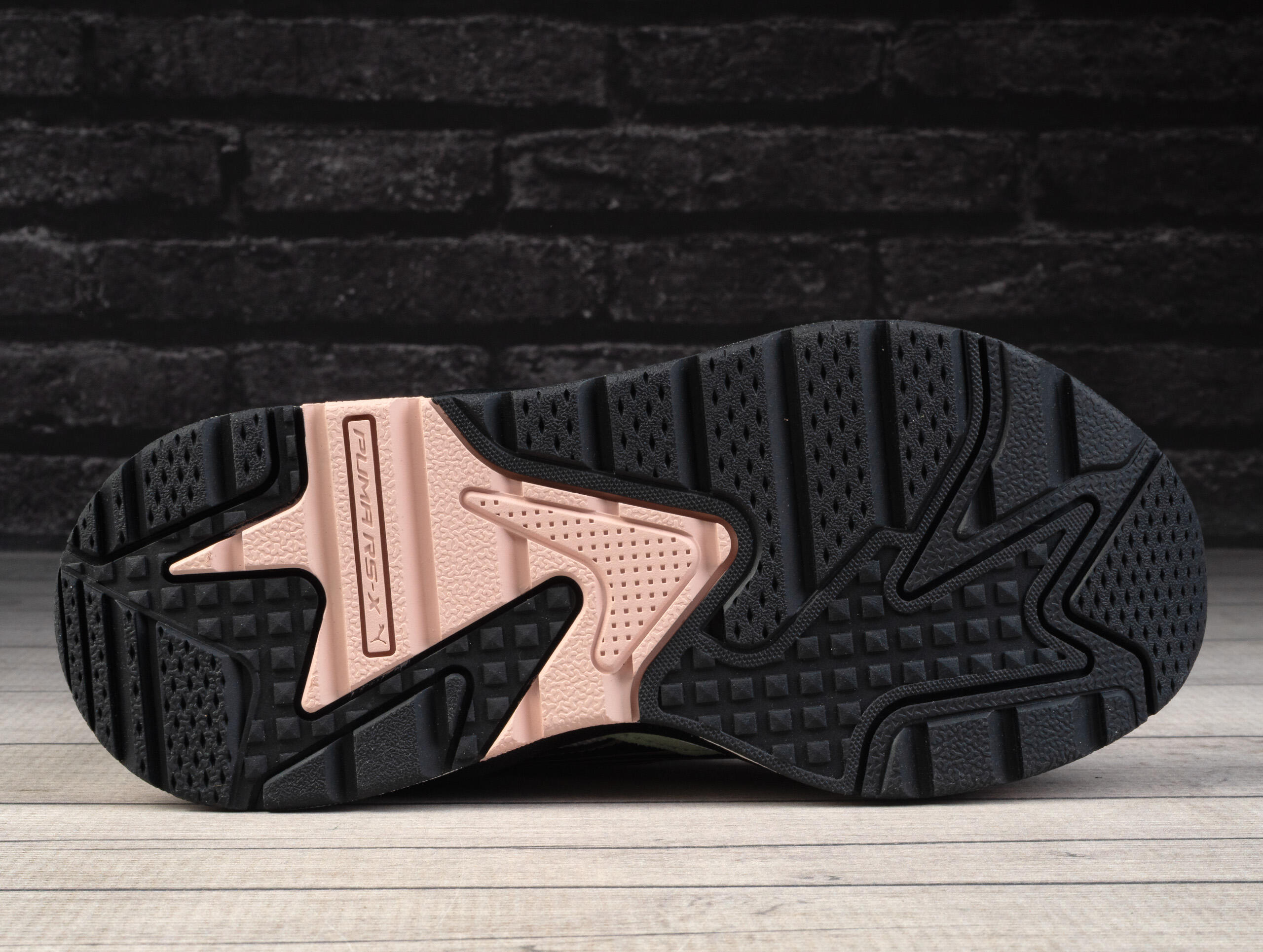 Buty damskie sneakersy sportowe Puma RS-X EFEKT PRM 5/6