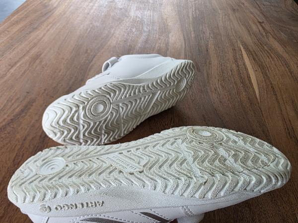 Entre Particuliers - Baskets Artengo avec velcro taille 33 4/4