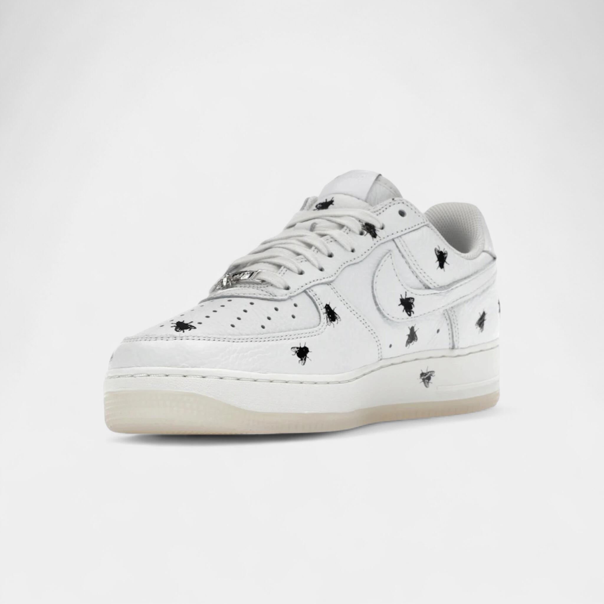 Nike Air Force 1 Low Retro Houseflies 3/4