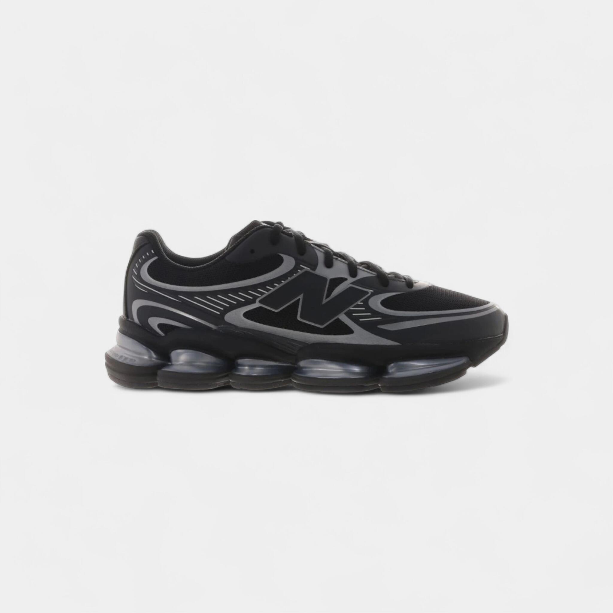 NEW BALANCE picture
