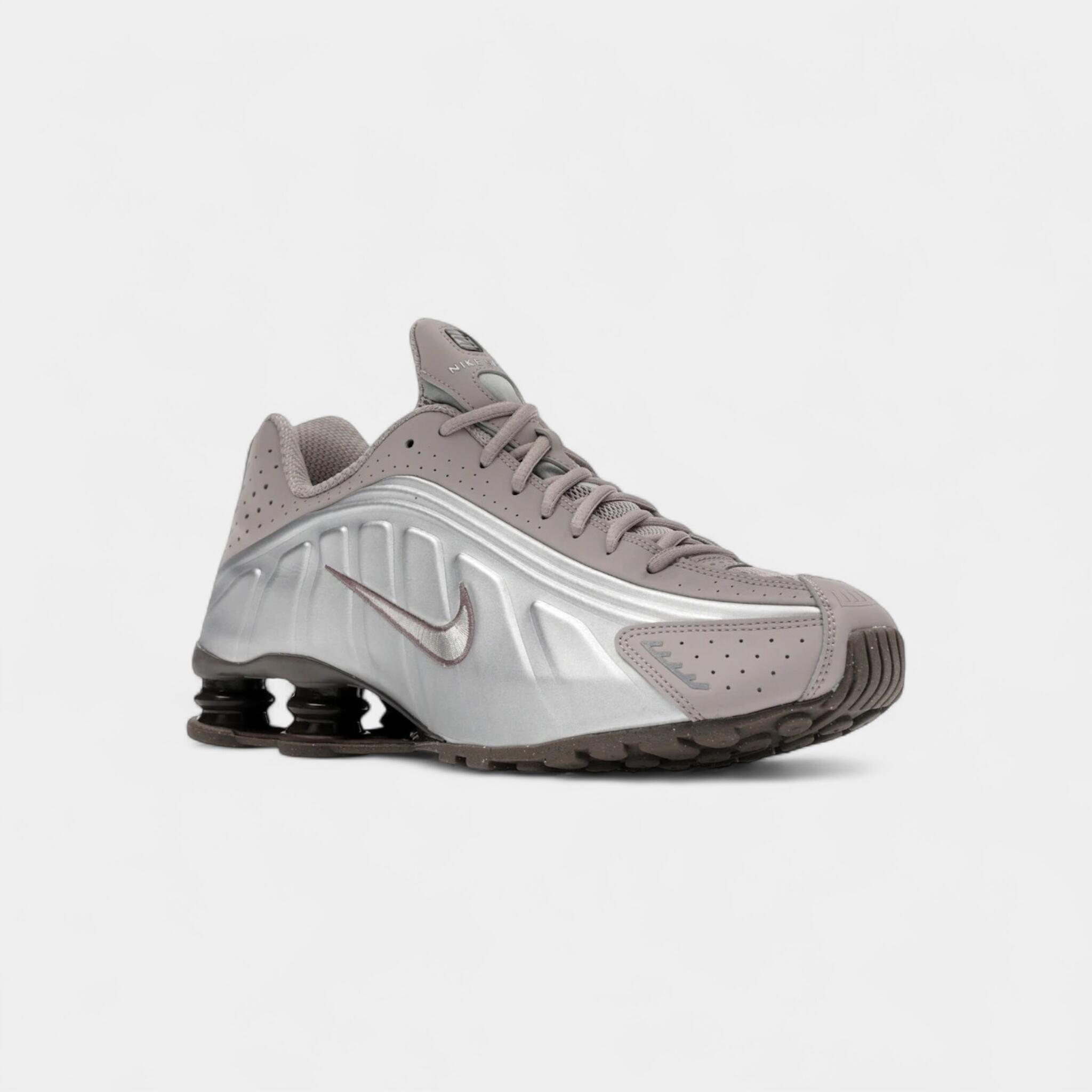 Nike Shox R4 Cave Stone 2/4