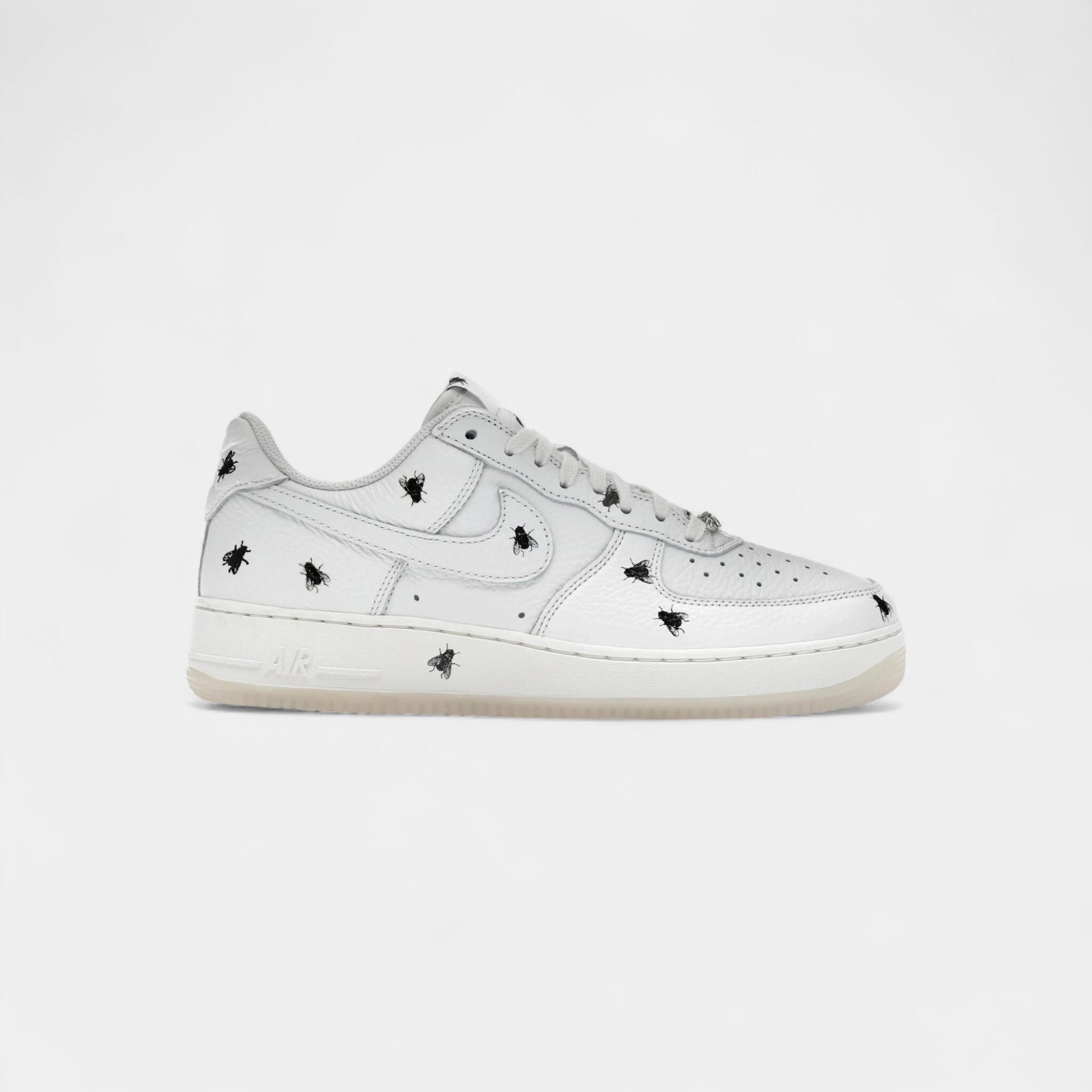 NIKE picture