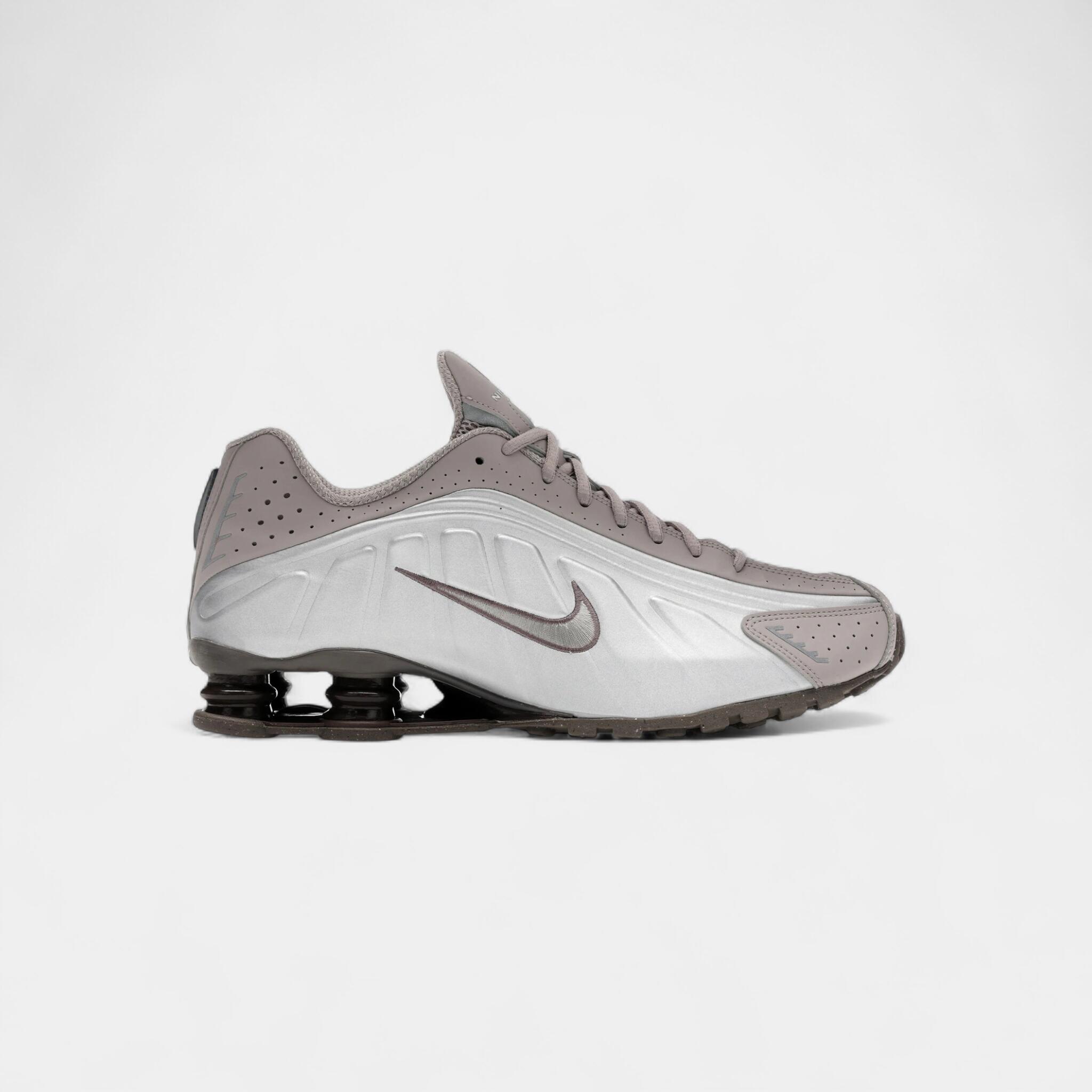 NIKE picture