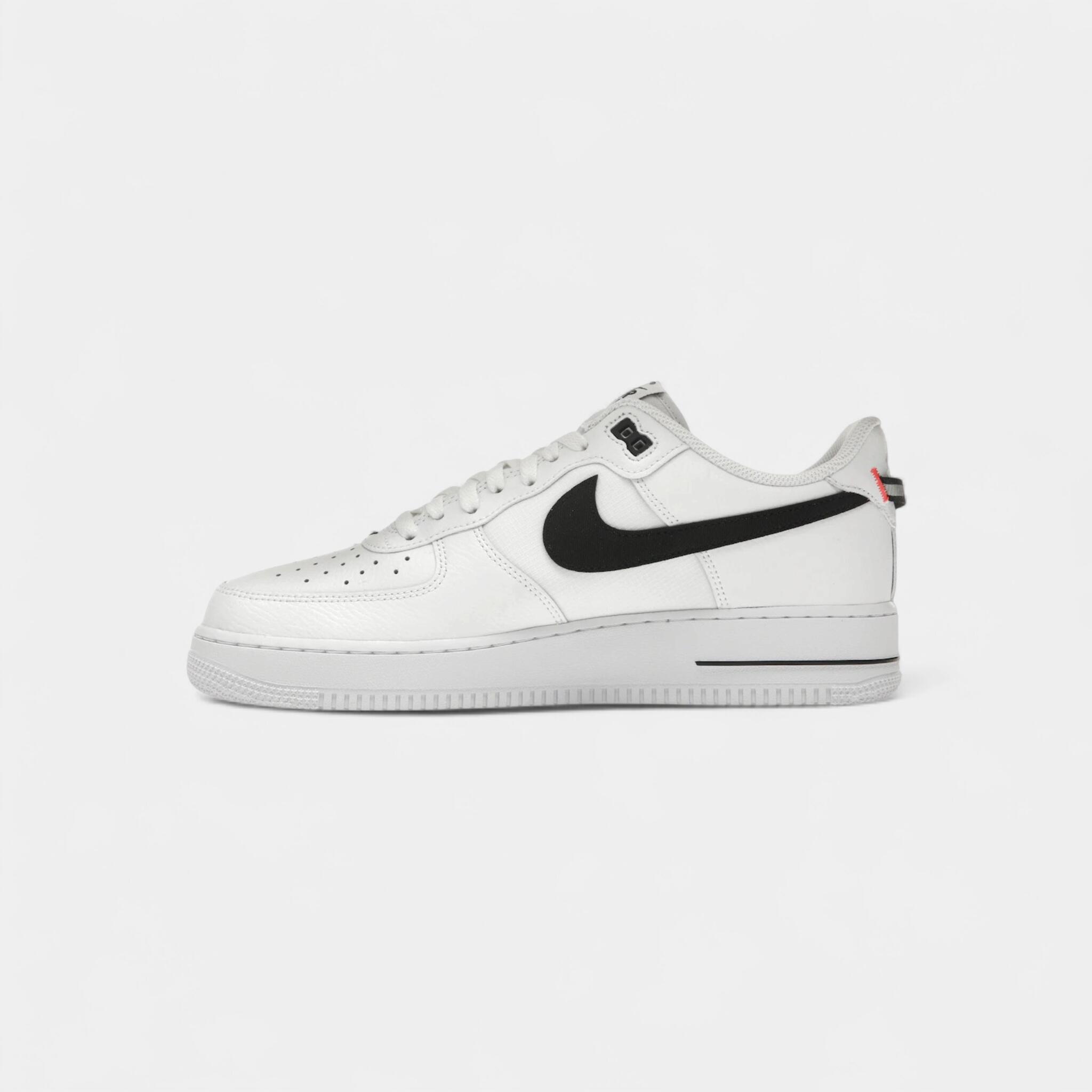 Nike Air Force 1 Low '07 LV8 White Black Bright Crimson 4/4