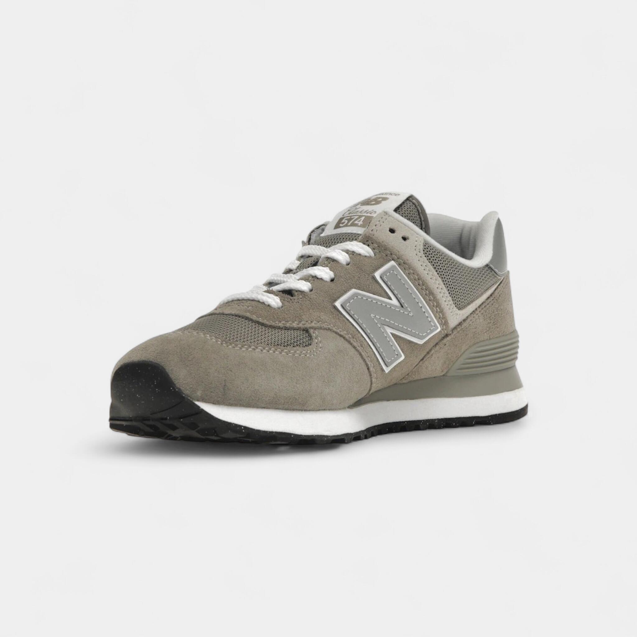 New Balance 574 Grey White 3/4