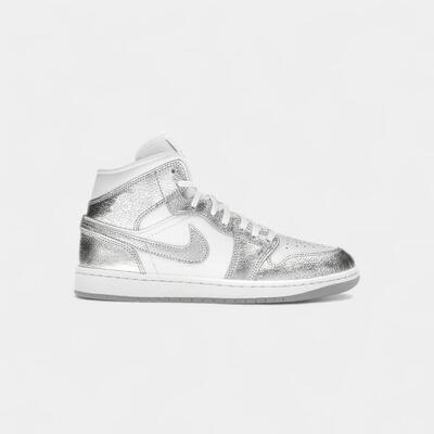 Jordan 1 mid se metallic silver (women's)