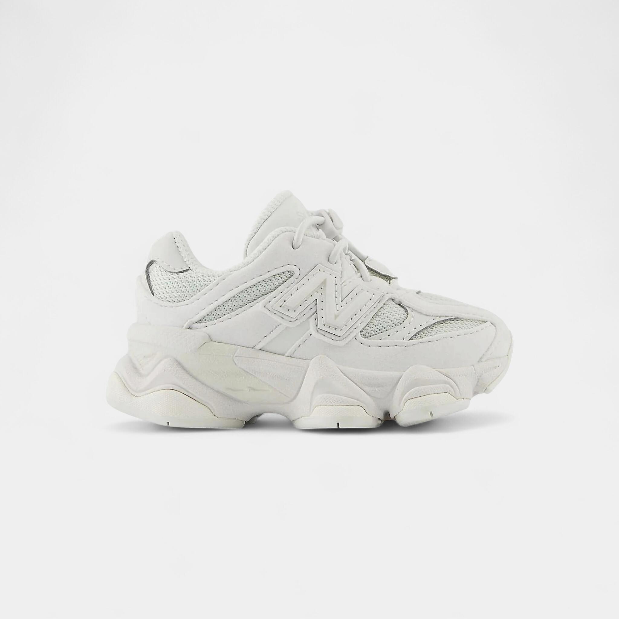 NEW BALANCE picture