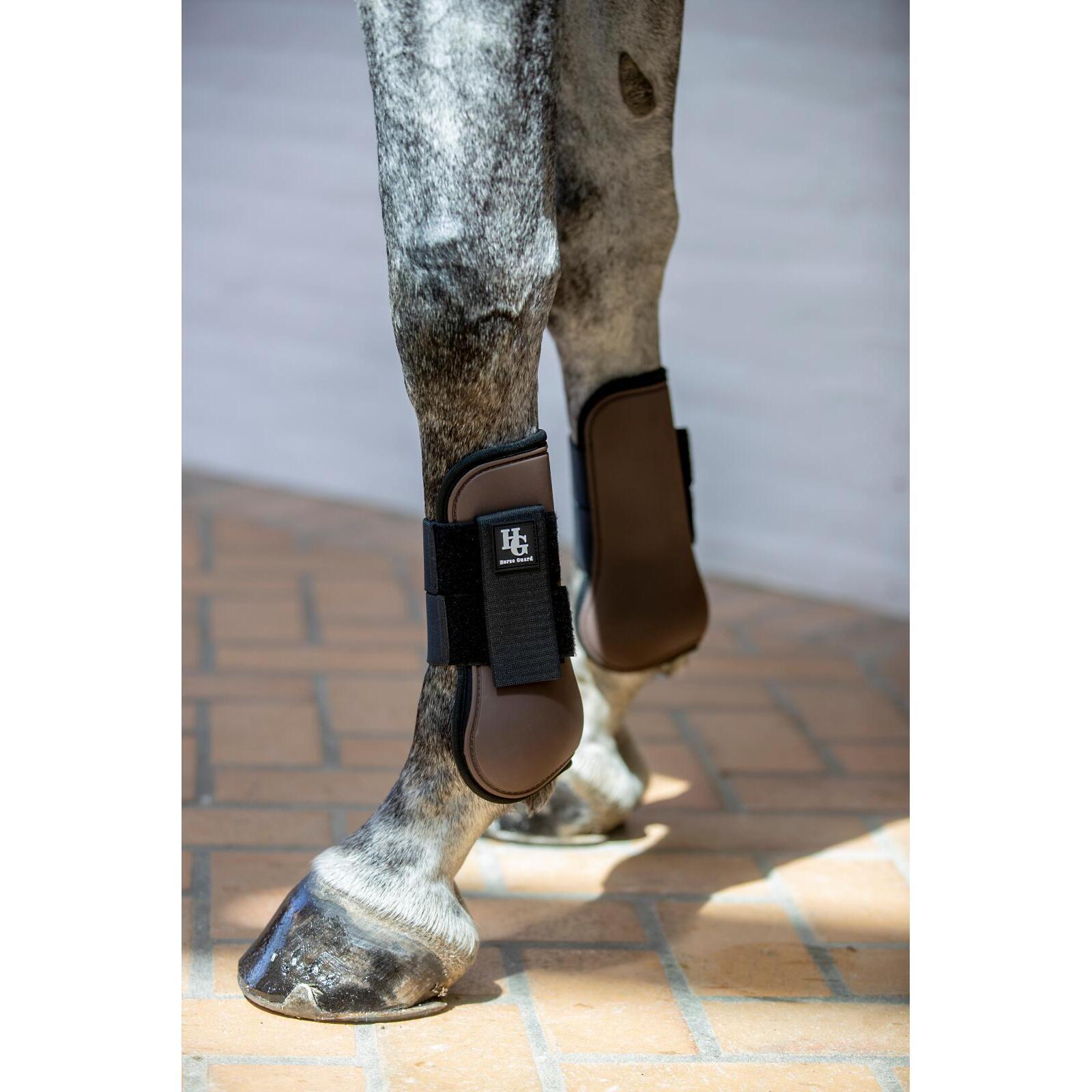 Tendon protector for horses HorseGuard Timian 2/2