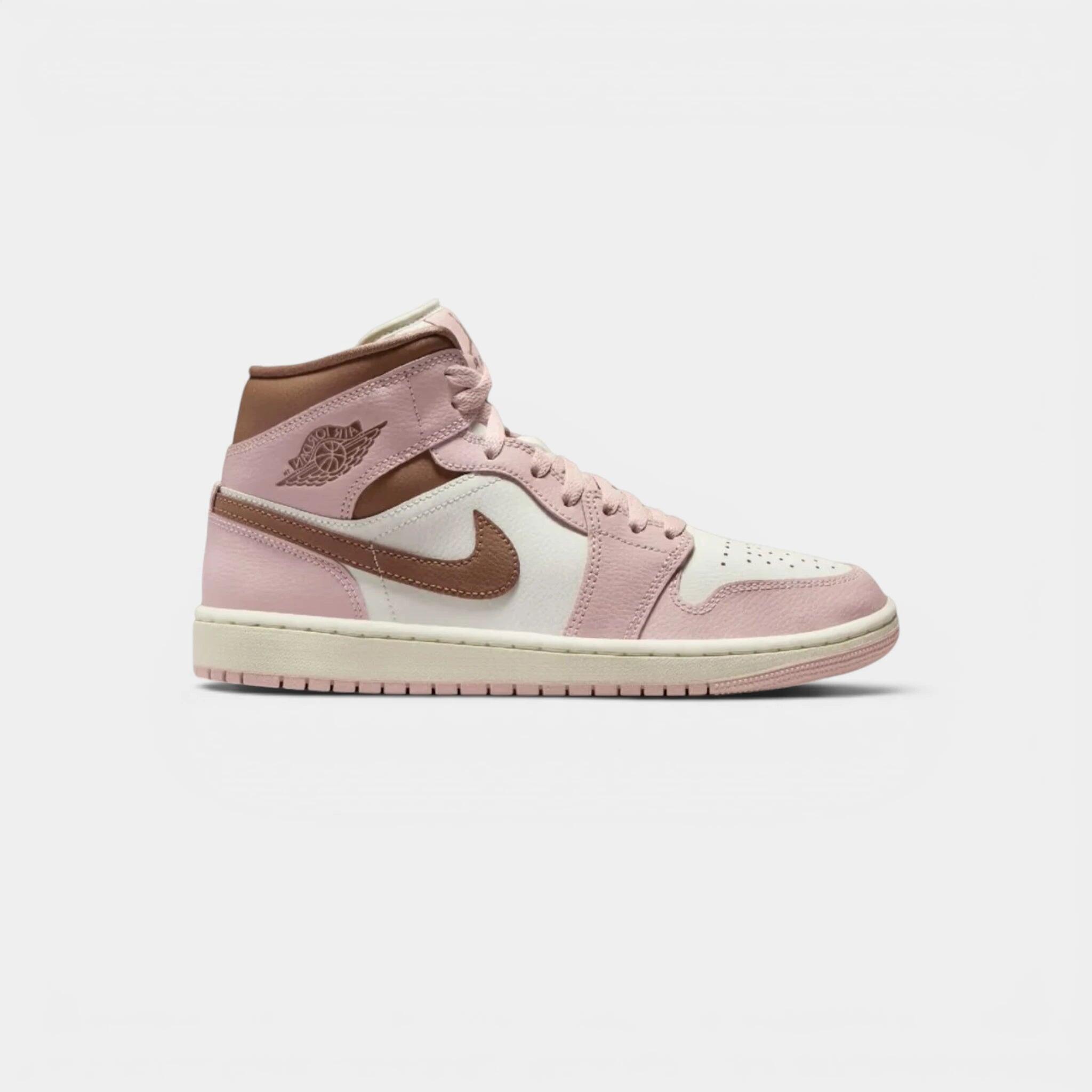 NIKE picture