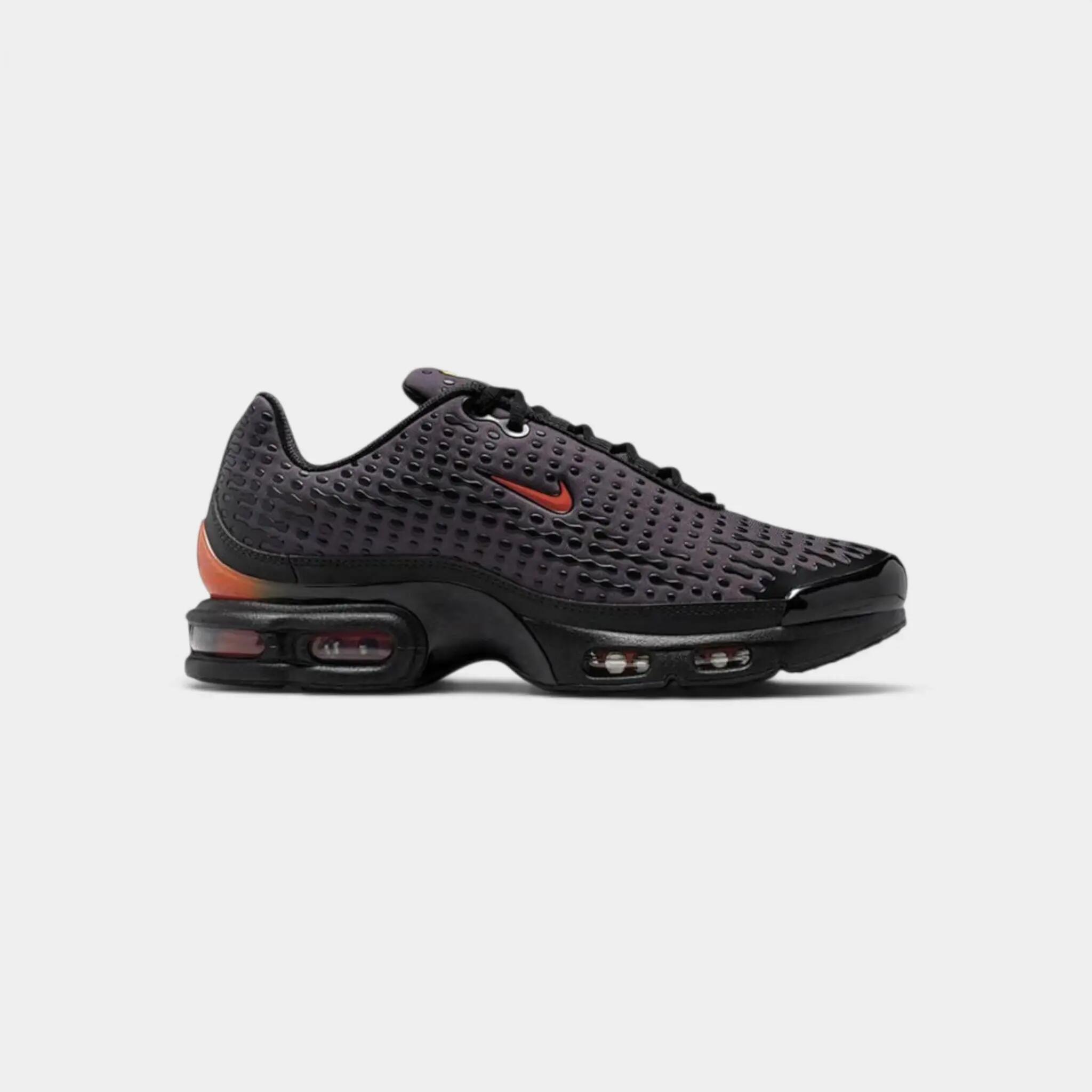NIKE picture