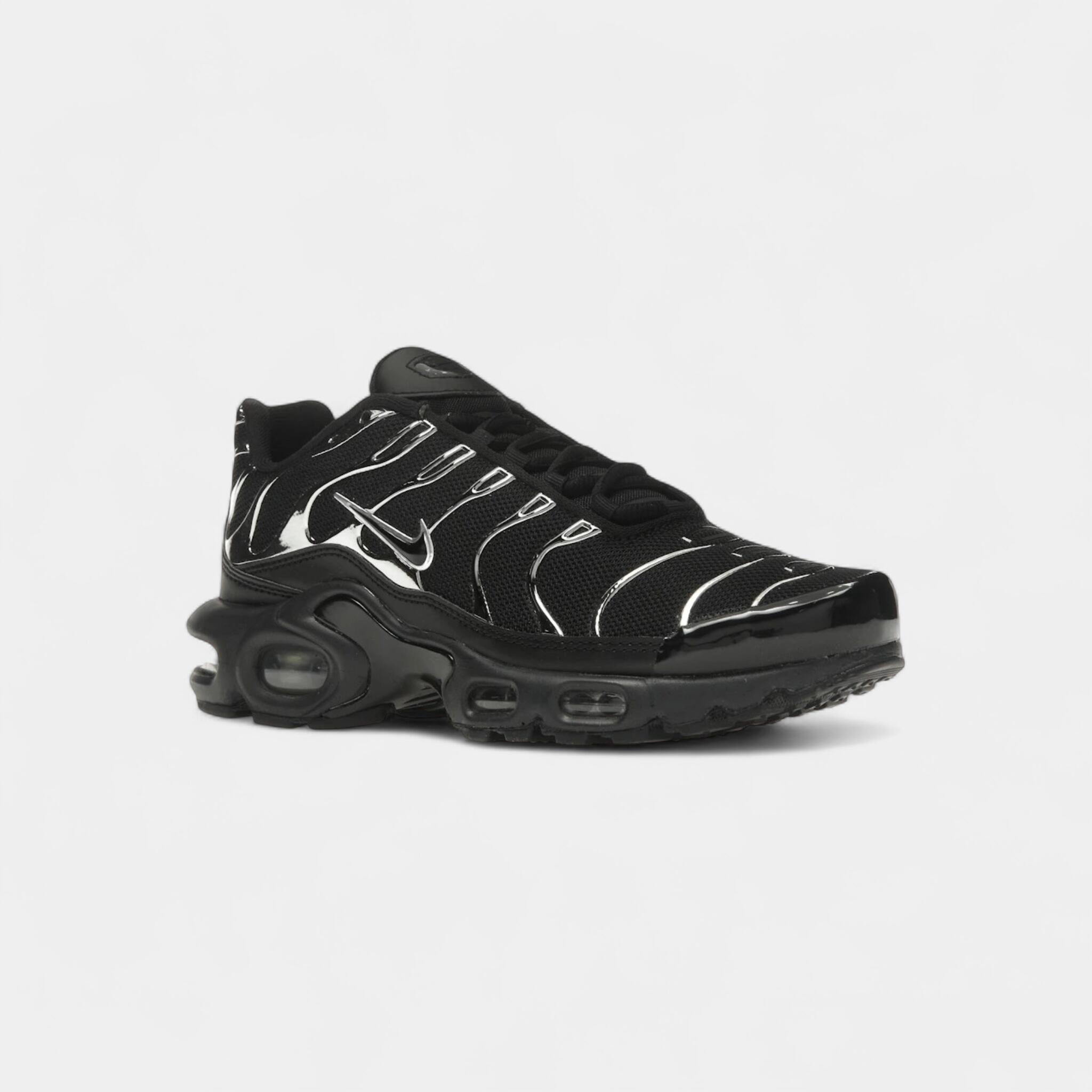 Nike Air Max Plus SE Black Chrome (Women's) 2/4