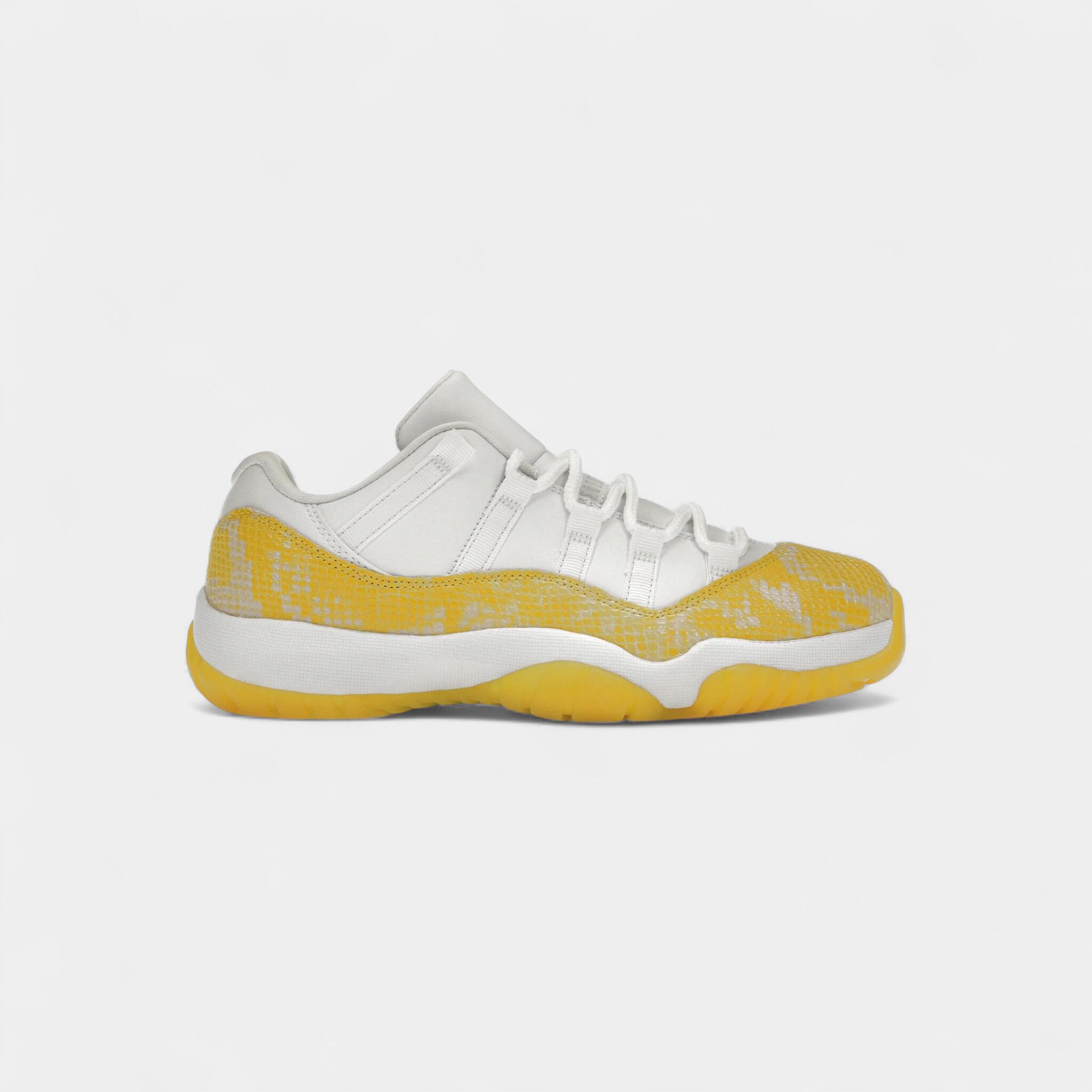 NIKE picture