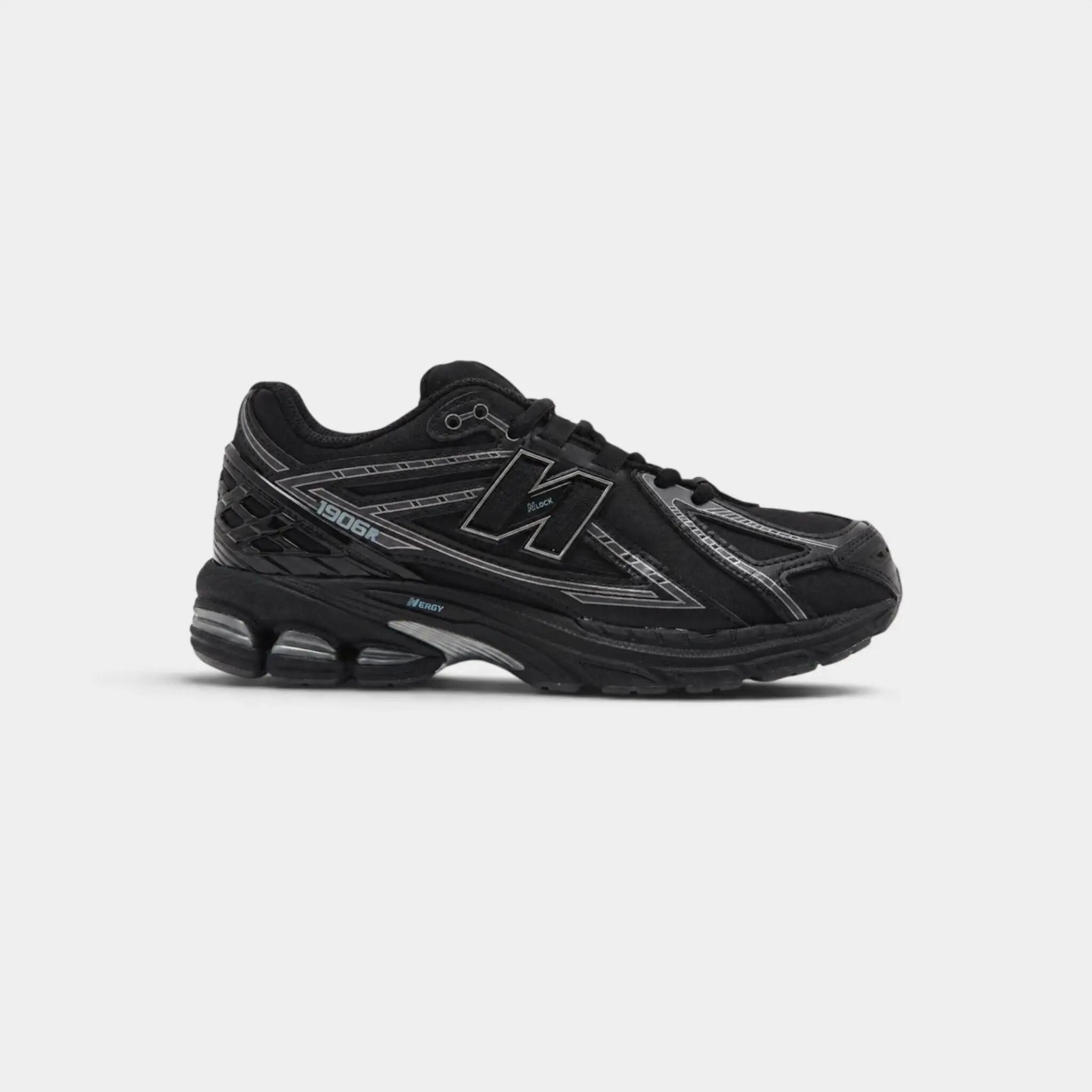 NEW BALANCE picture