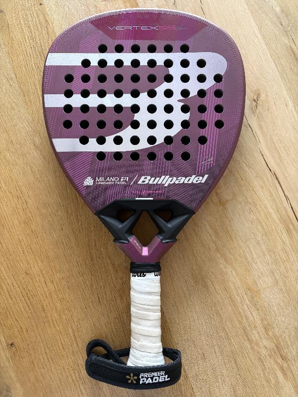 Entre Particuliers - Raquette de padel BULLPADEL VERTEX 05 W MILANO 5/7