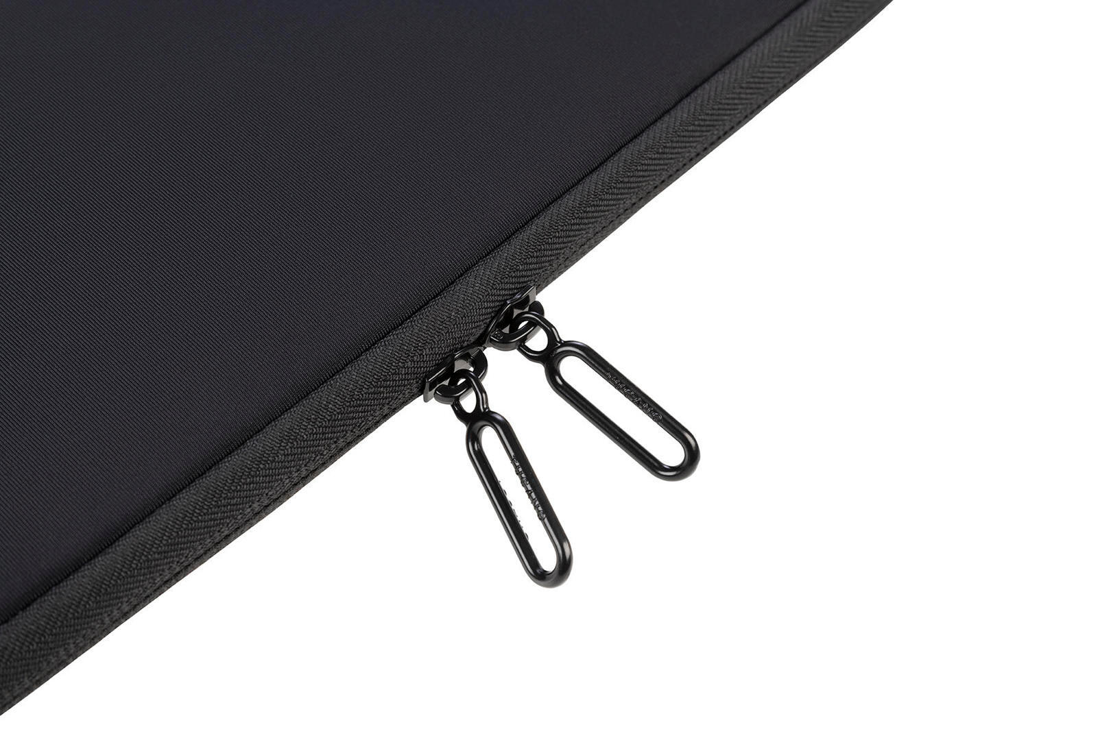 TUCANO Elements Sleeve 15 para MacBook Air e portáteis 14-15 5/7