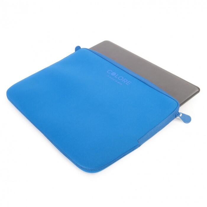 TUCANO Colore Sleeve 12/13" azul - capa macia em neoprene 3/4