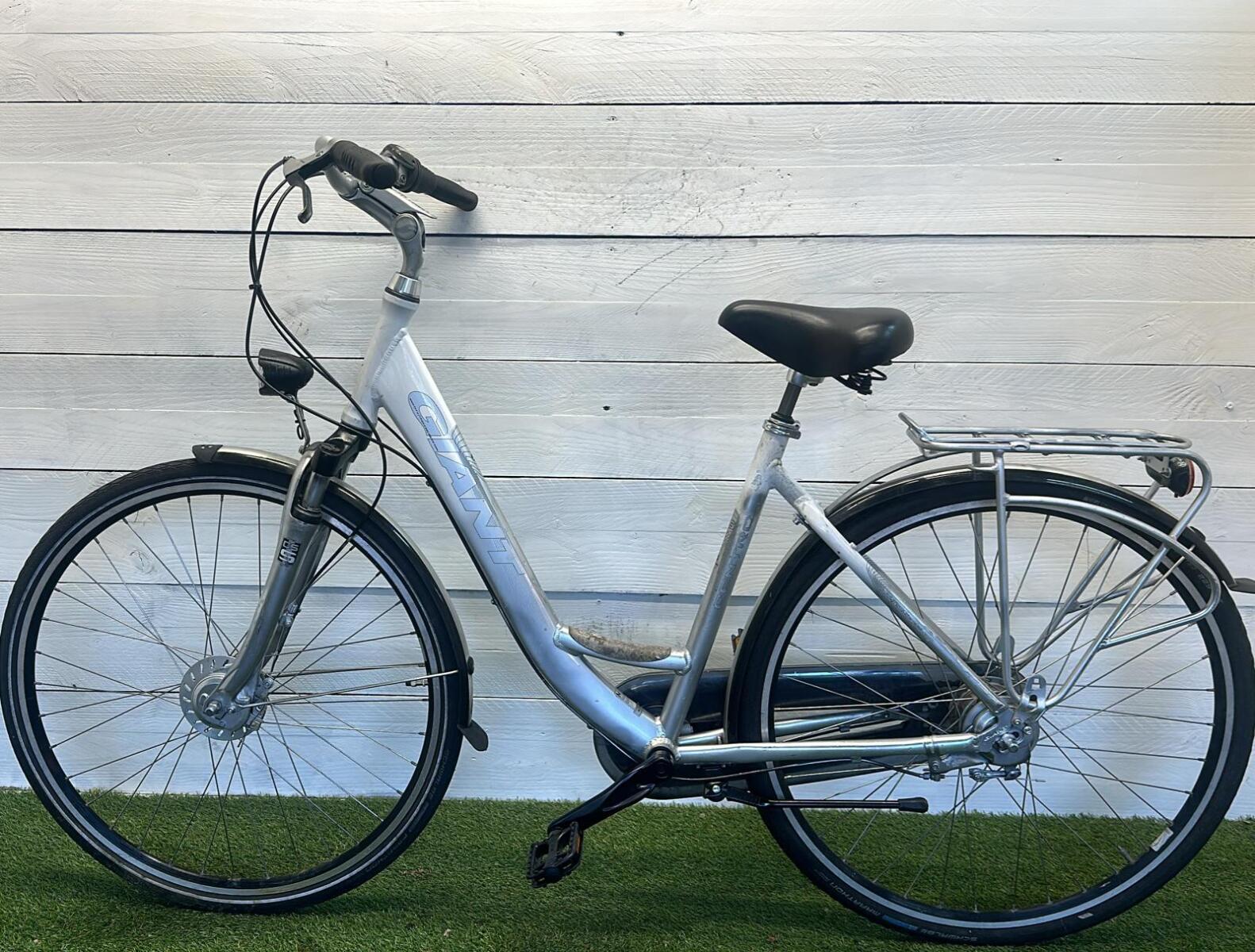 Giant stadsfiets 50 cm, 8 versnellingen, wit 3/3