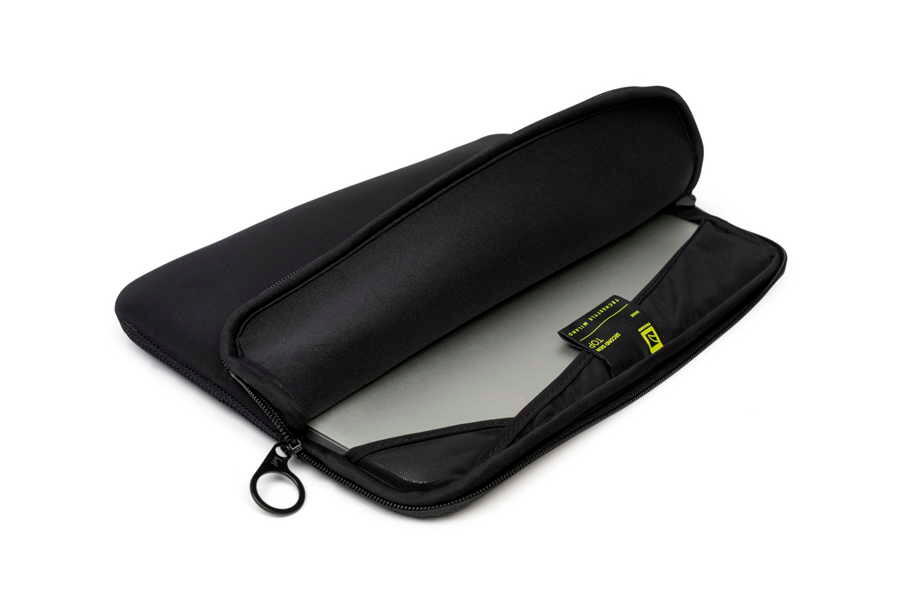 TUCANO Top Sleeve para MacBook Air 15 - neoprene preto 3/7