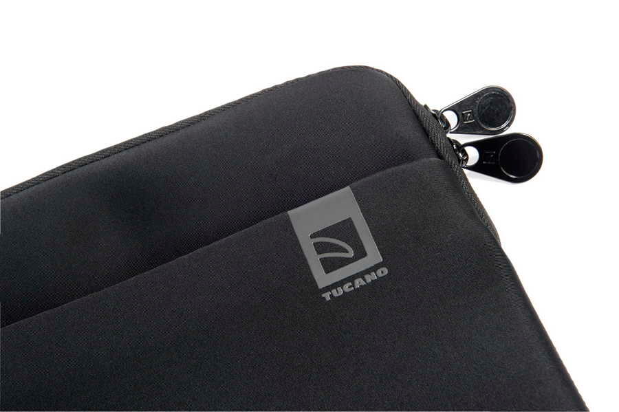 TUCANO Top Sleeve para MacBook Air 15 - neoprene preto 6/7
