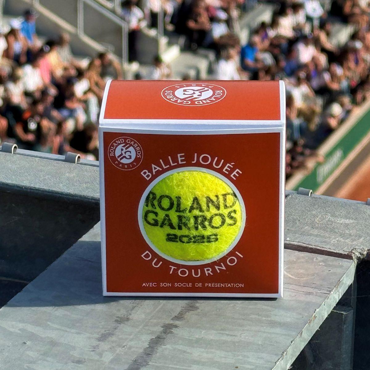 Balle de tennis officielle jouée Roland-Garros 2026 4/4