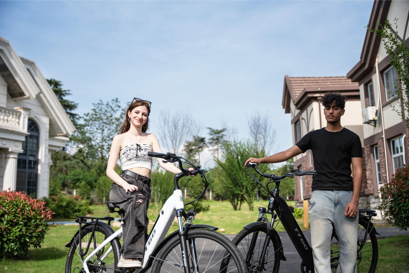 E-Bike entrada baja 28" 120km bicicleta eléctrica unisex negro 5/7