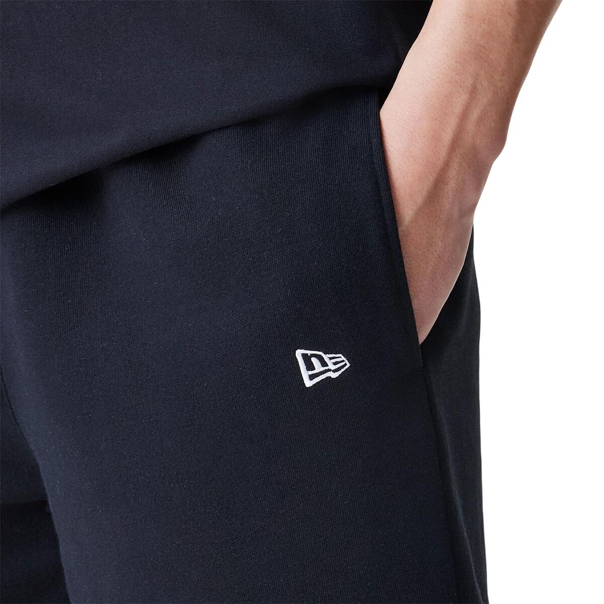 Short oversize New Era Essentials 5/7